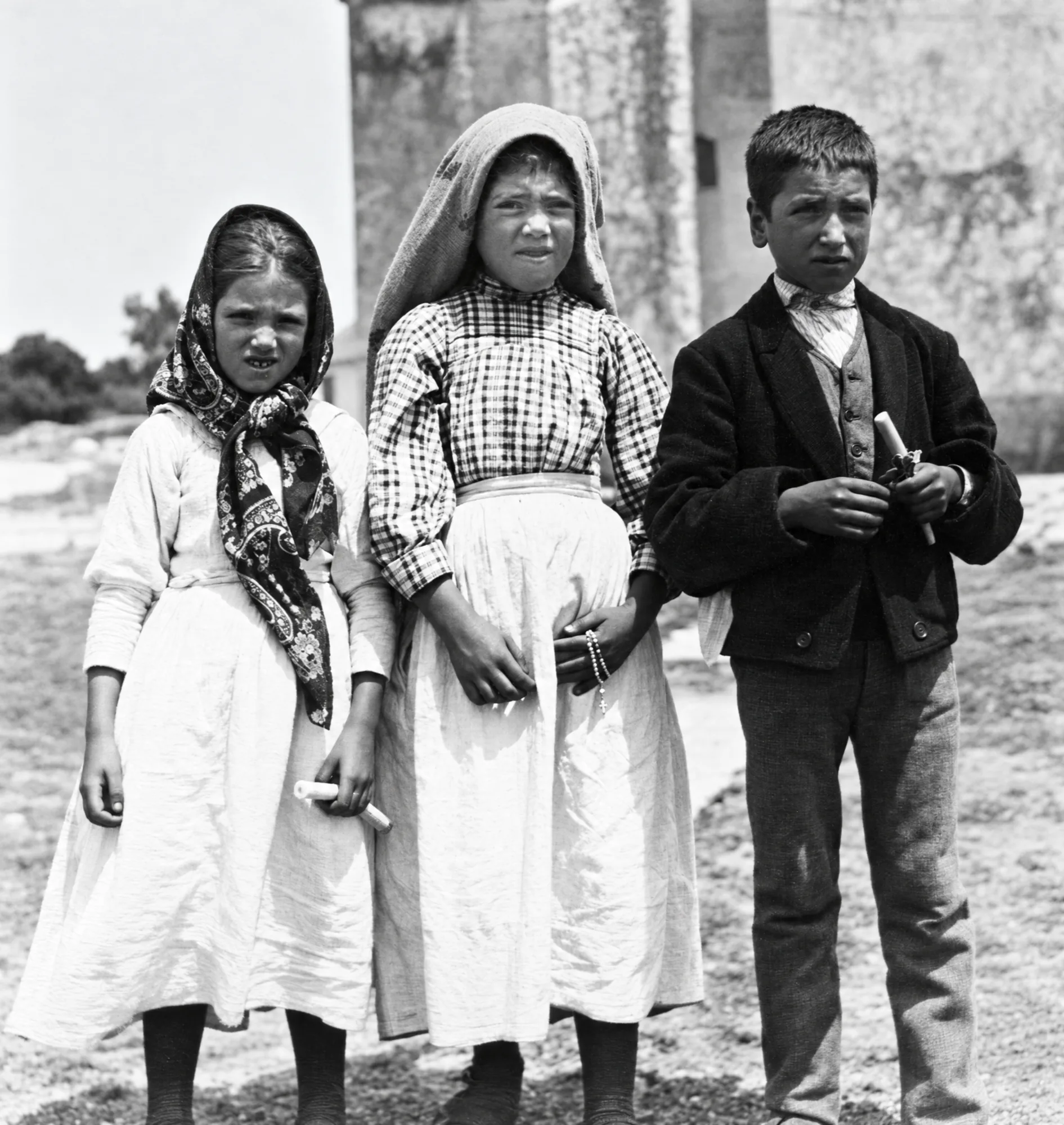 The three seers by the parish church of Fátima, 13 July 1917: Restored (AI)
