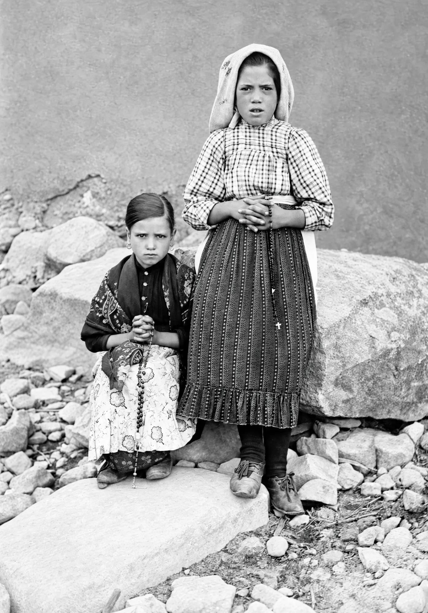 Lúcia and Jacinta at Reixida, September 1917: Restored (AI)