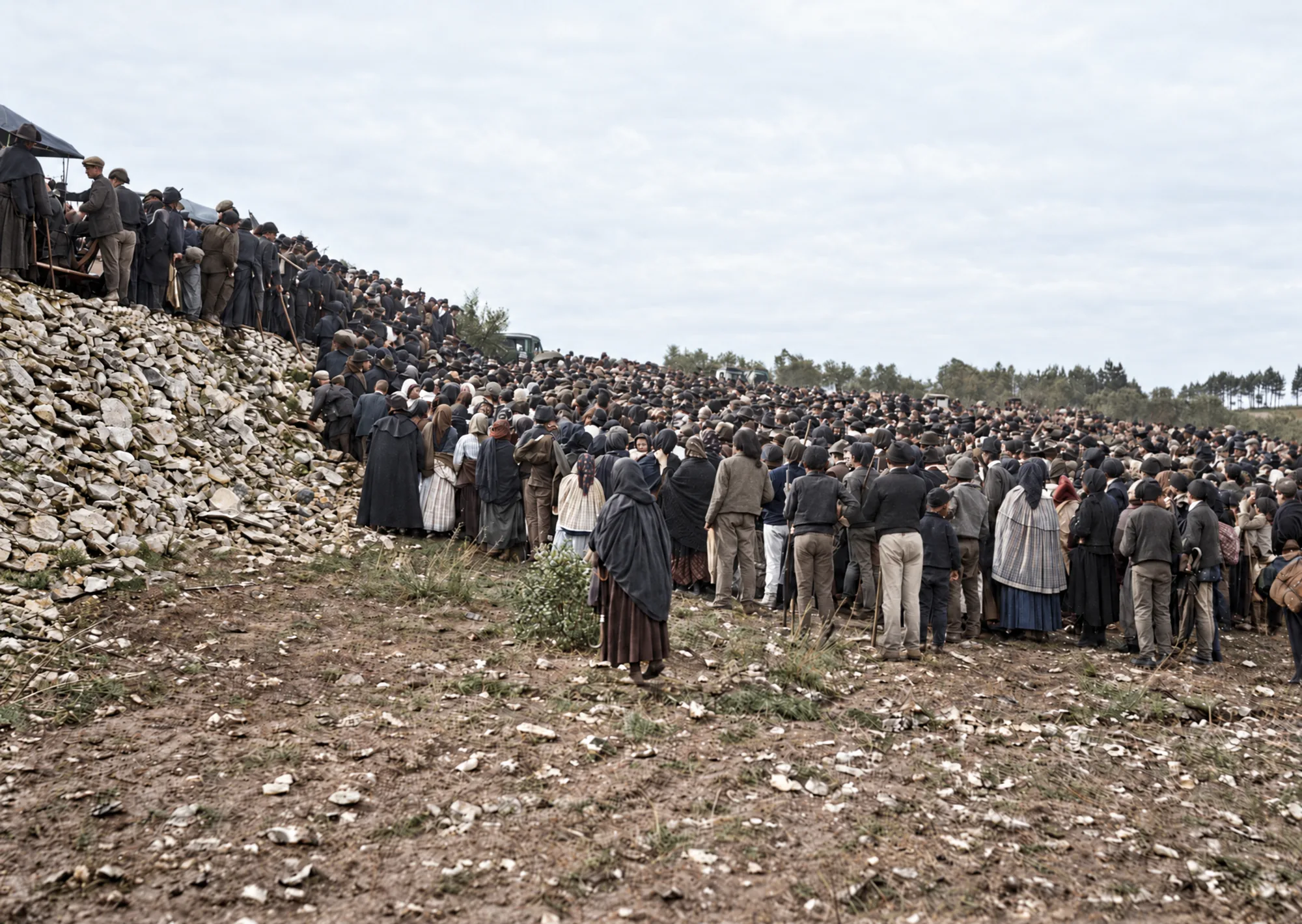 Part of the crowd seen from behind, Cova da Iria, 13 October 1917: Colour (AI)
