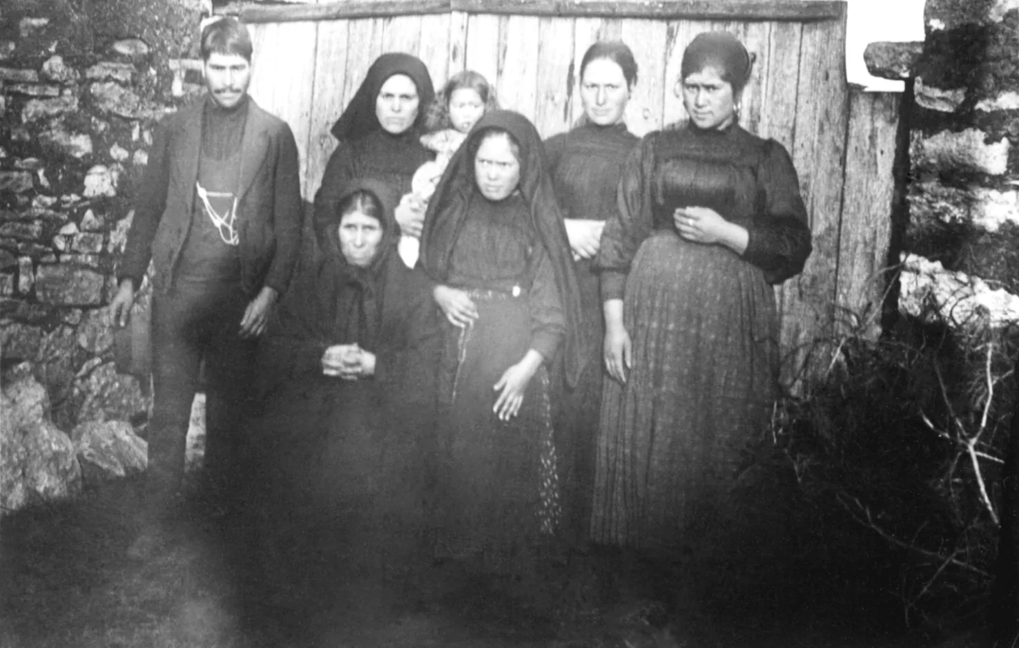 Lúcia and her family, late 1919: Archive print