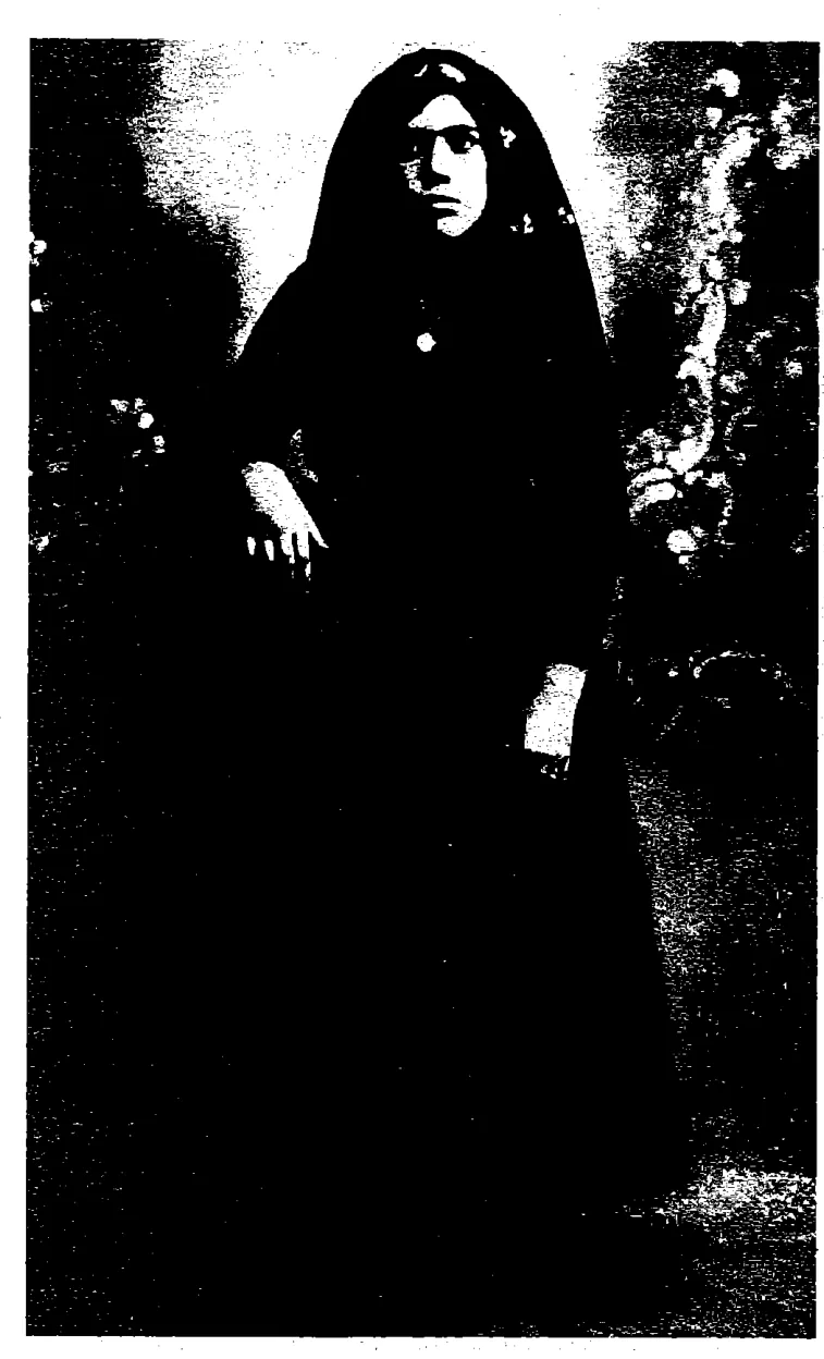 Lúcia aged 13, Lisbon, August 1920: Book scan
